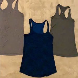 Item SOLD! Lululemon racer back tank bundle